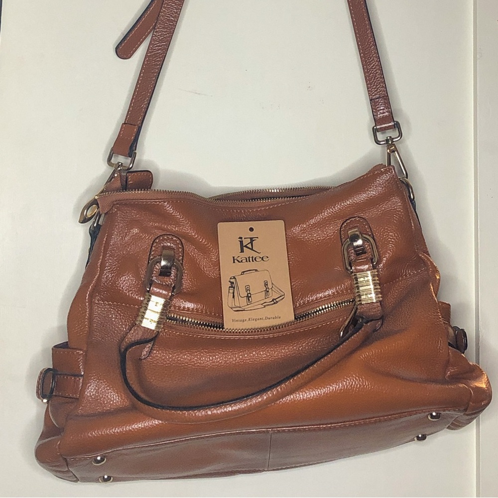 Kattee Pebbled Leather Purse